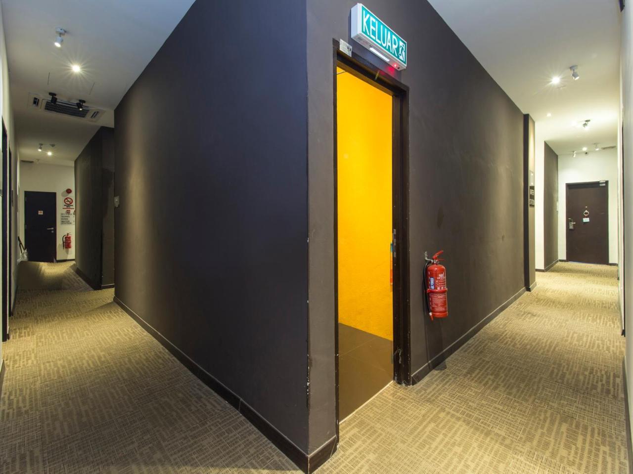 Oyo 127 The Reeds Hotel Kuala Lumpur Buitenkant foto