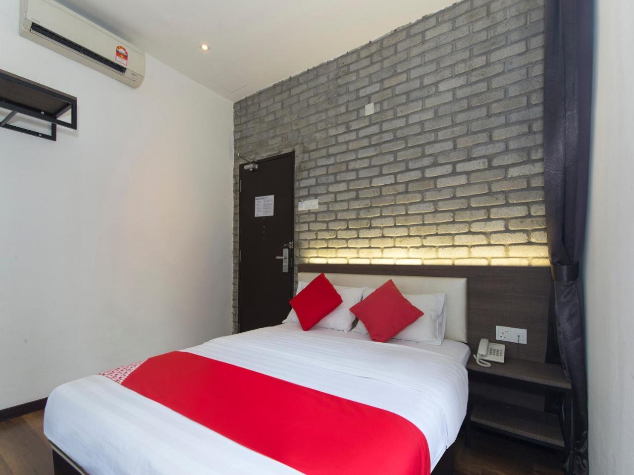Oyo 127 The Reeds Hotel Kuala Lumpur Buitenkant foto