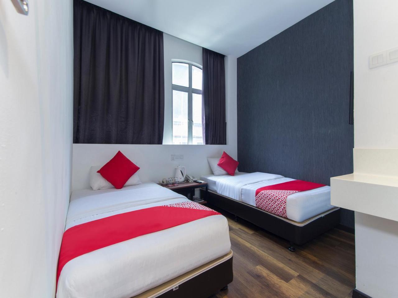 Oyo 127 The Reeds Hotel Kuala Lumpur Buitenkant foto