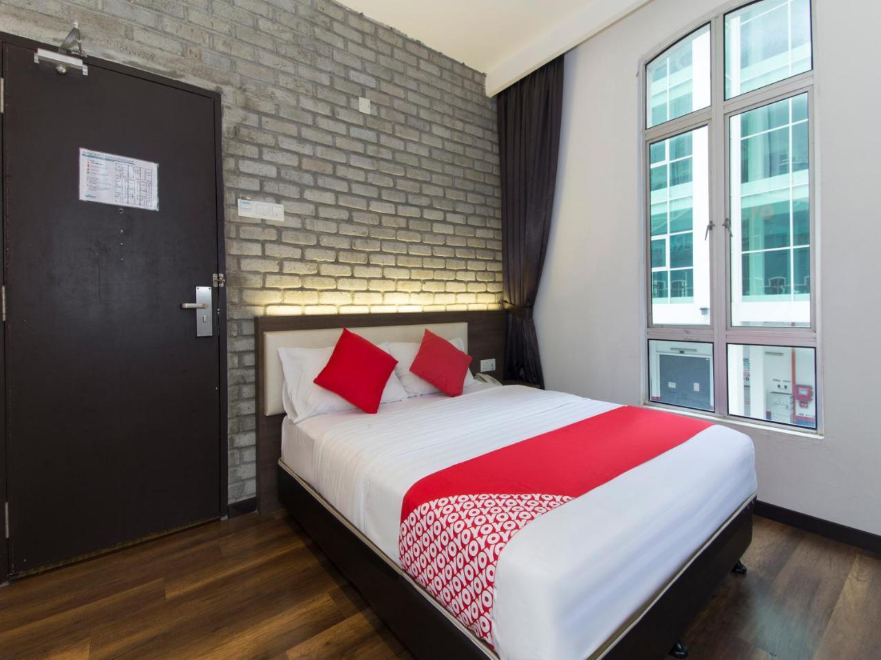 Oyo 127 The Reeds Hotel Kuala Lumpur Buitenkant foto