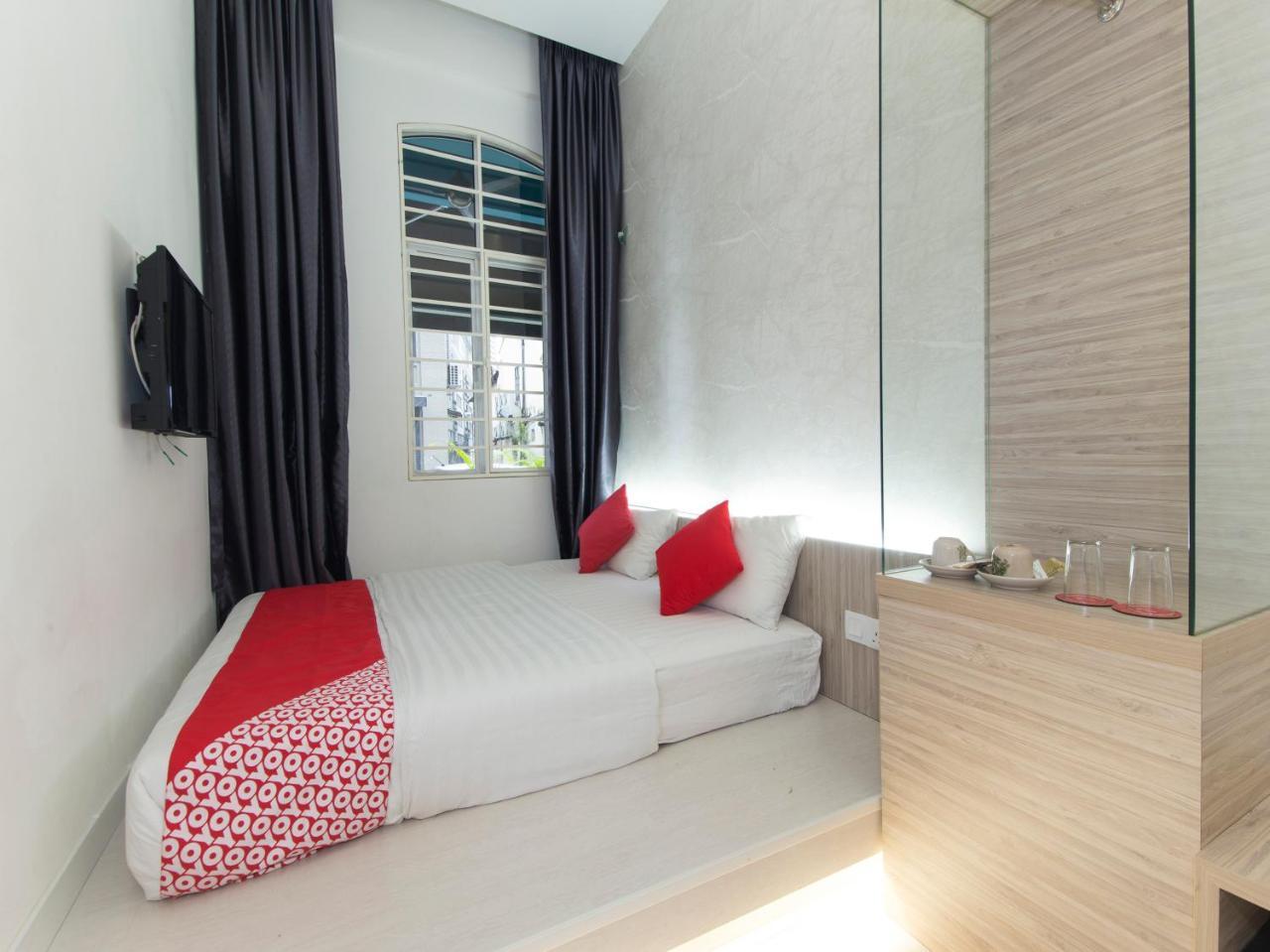 Oyo 127 The Reeds Hotel Kuala Lumpur Buitenkant foto