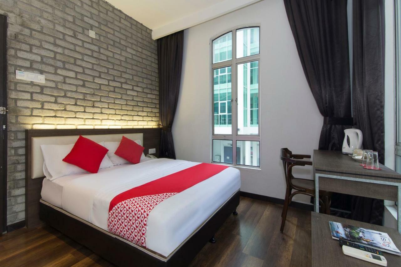 Oyo 127 The Reeds Hotel Kuala Lumpur Buitenkant foto
