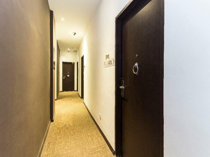 Oyo 127 The Reeds Hotel Kuala Lumpur Buitenkant foto
