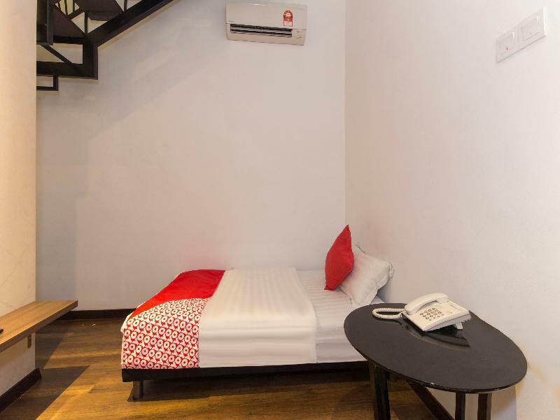 Oyo 127 The Reeds Hotel Kuala Lumpur Buitenkant foto